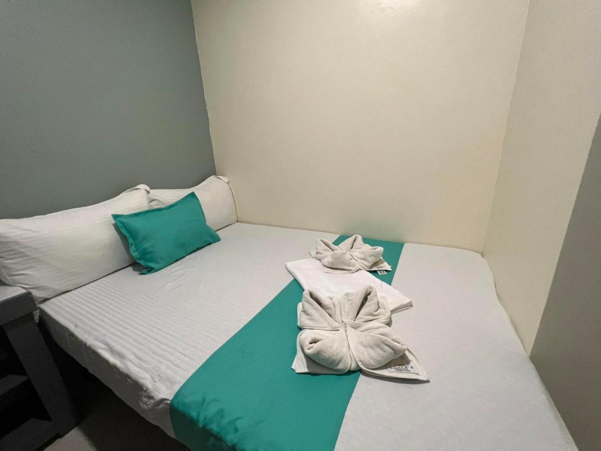 Laule'A Hostel 엘니도 외부 사진